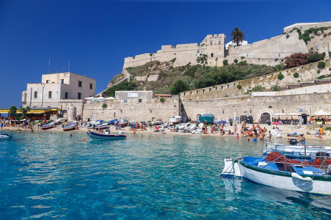 Touring Club Italiano - Isole Tremiti Hotel Сан Домино Екстериор снимка